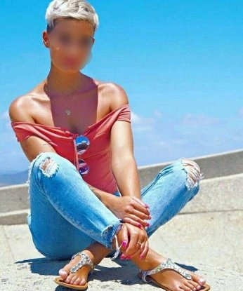 💫 В моих услугах есть все, чтобы ты почувствовал себя в раю: сексуальный массаж, оральный секс, классический секс и многое другое. 💋 Я знаю, как удовлетворить мужчину и подарить ему настоящее блаженство. 🌹 У меня есть отличные отзывы от довольных клиентов, поэтому ты можешь быть уверен в качестве моей работы. 🌟 Мои фото 100% реальные, без обмана. 🔥 Если тебе нужна ночная фея в Москве, то я - именно та, кого ты искал. 💃 Со мной ты откроешь новые грани наслаждения и расслабления.
😉 Отправь мне сообщение, и мы сбудем все твои сокровенные желания. 💝 Дарина